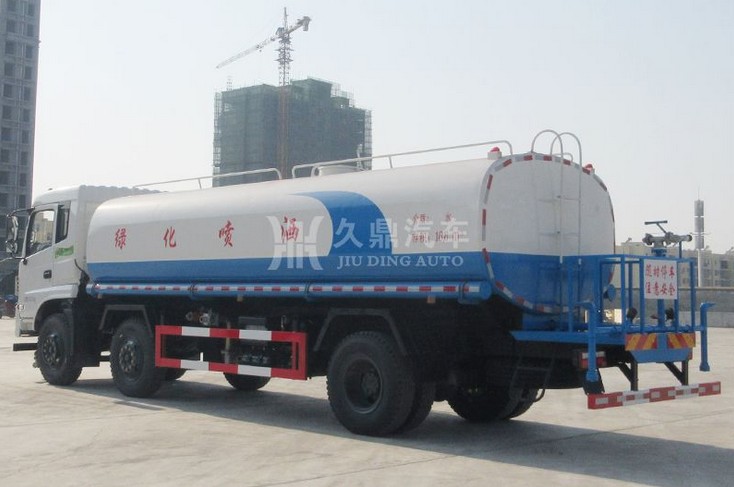 20噸灑水車最低價格_20噸(20方)東風特商小三軸綠化灑水車廠家價格