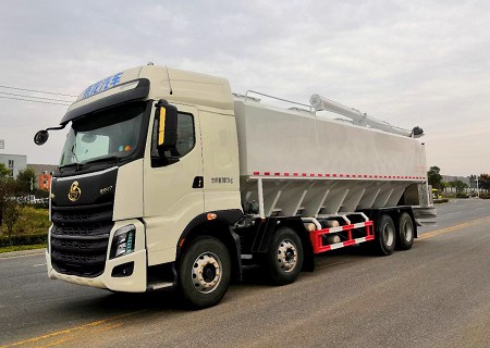 國六東風(fēng)柳汽前四后八飼料車