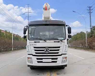 國六東風后雙橋高空抑塵車