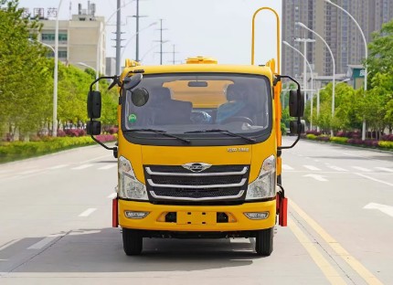 福田領航M5藍牌7方灑水車_程力威牌CLW5045TYH6SL型路面養護車