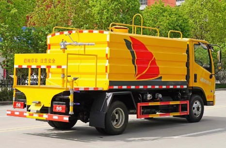 福田領航M5藍牌7方灑水車_程力威牌CLW5045TYH6SL型路面養護車